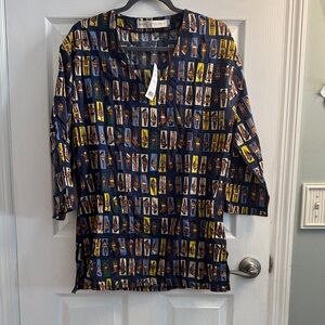 Tracy Negoshian Navy Multi-Figure Print Casual Bathing suit coverup sunbathers